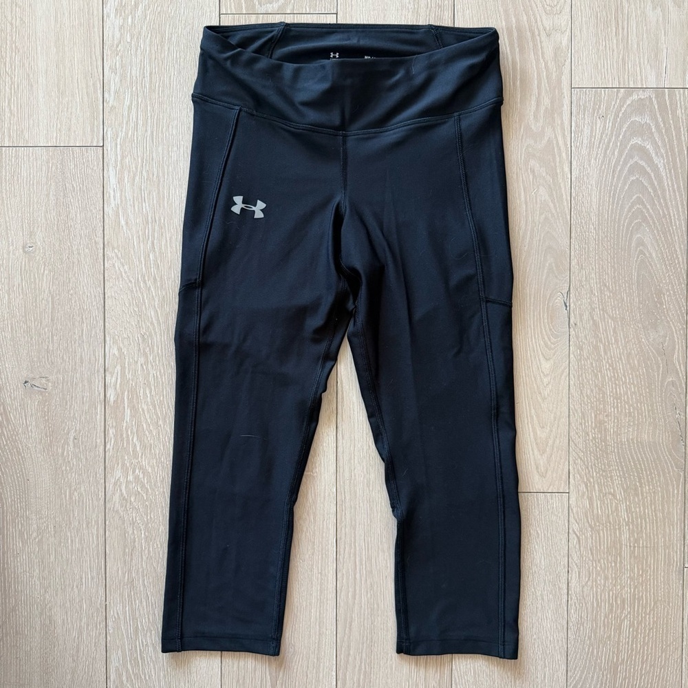 Under Armour Heat Gear Compression Capris Leggings in Black Women’s Size Medium